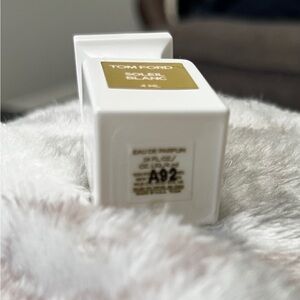 Tom Ford Soleil Blanc Body Oil - White and Gold